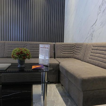 Hayot Plaza Hotel Yunusobod Buitenkant foto