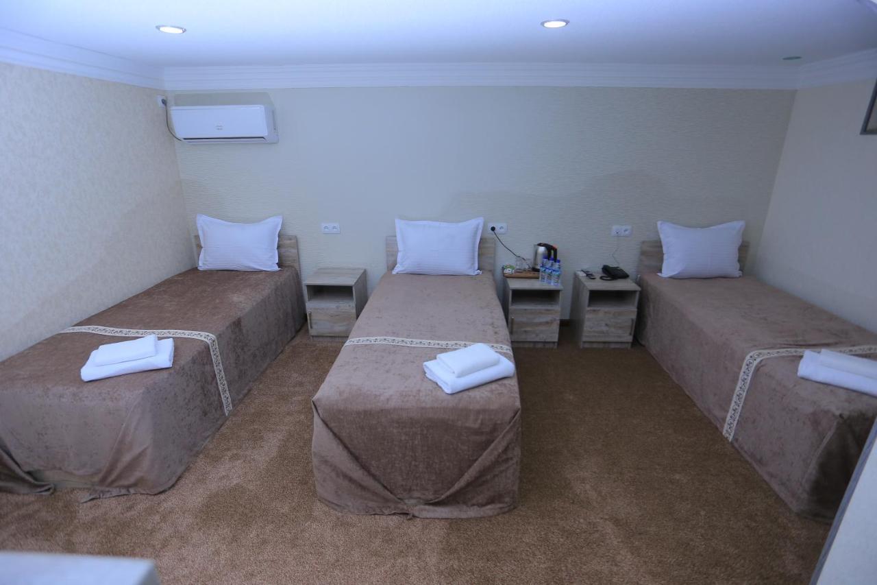 Hayot Plaza Hotel Yunusobod Buitenkant foto