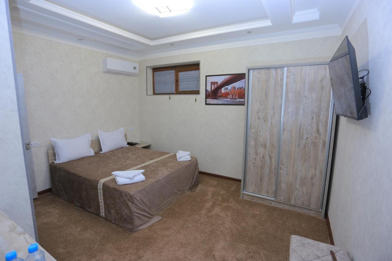 Hayot Plaza Hotel Yunusobod Buitenkant foto